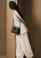PLNE - Boky - Textured Black