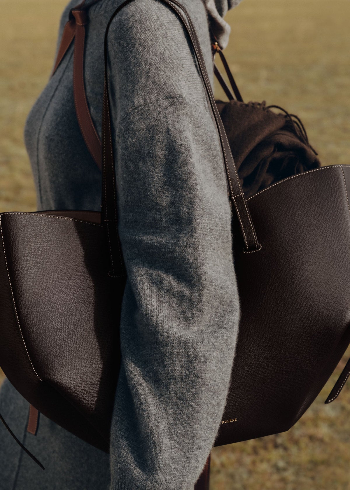 PLNE - Cyme - Textured Ebony